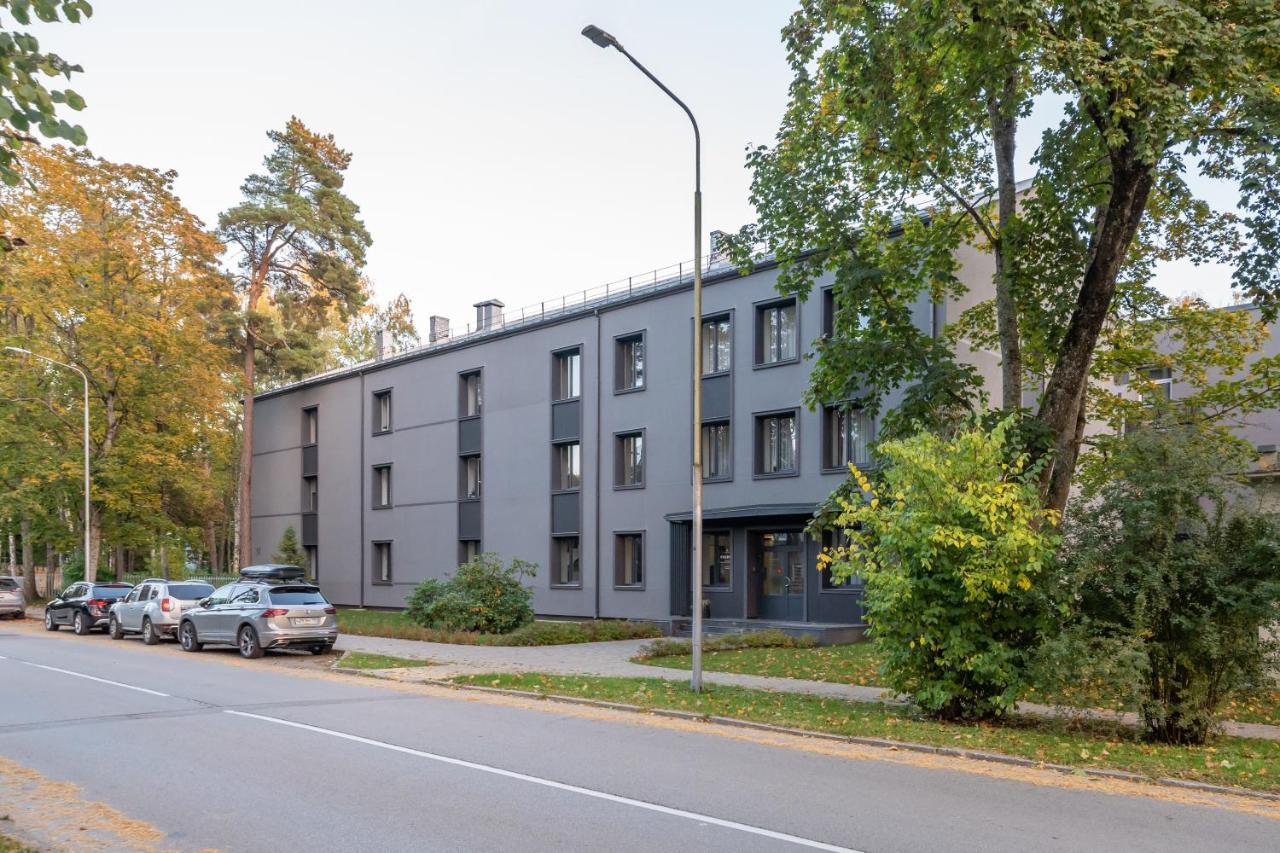 Peaceful 1-bedroom In 100m From Beach, Free Street Parking, Near Forest Park Leilighet